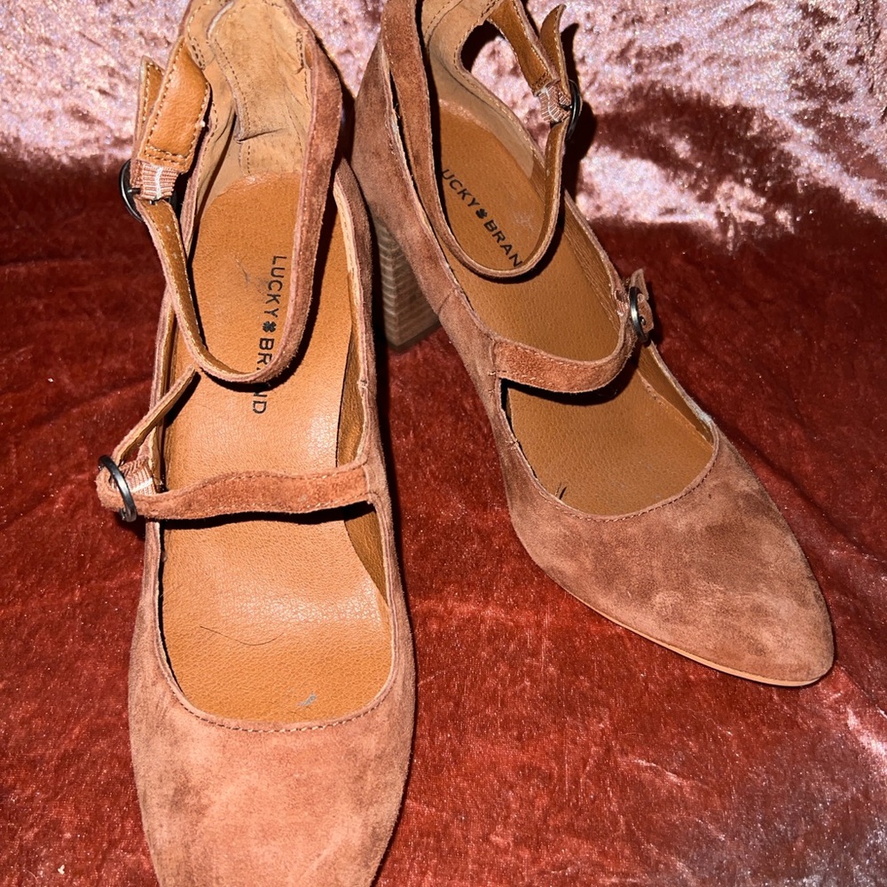 Lucky Brand Women's Tan Suede Heels -Size 7.5